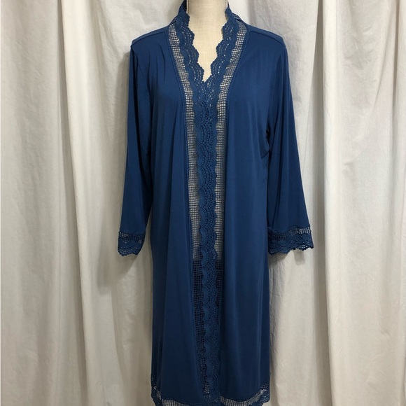 Bluetime Kimono - Picture 3 of 7